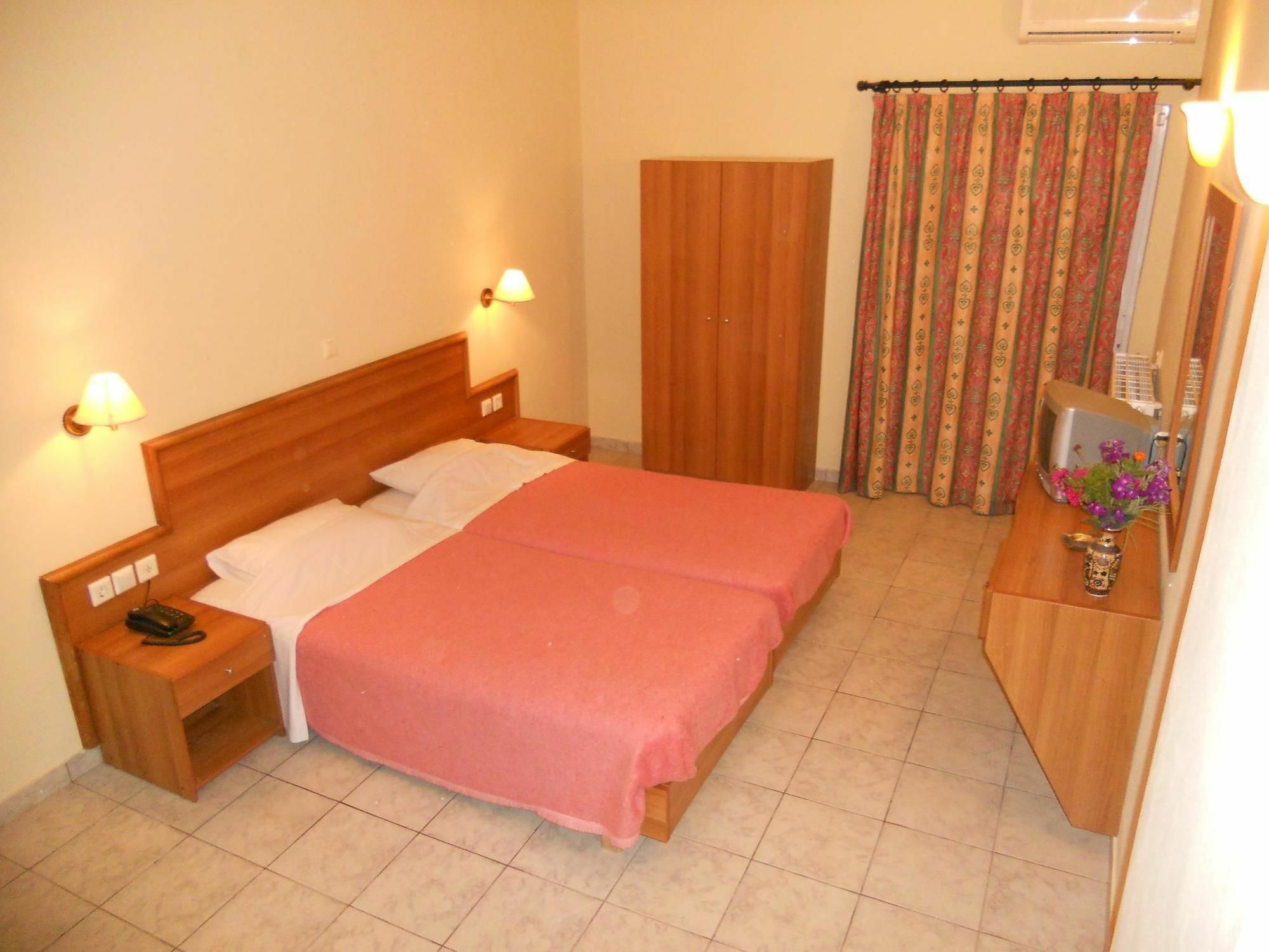 Volanakis Apartments Amoudara  Экстерьер фото